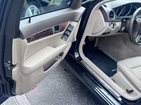 2012 Mercedes-Benz C-Class C 250 Luxury