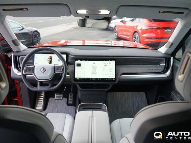 2023 Rivian R1S Launch Edition