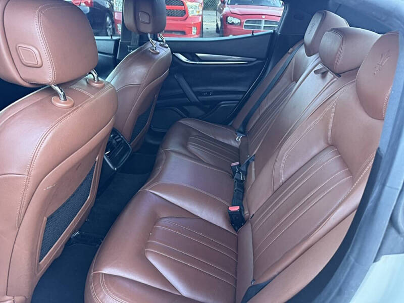 2016 Maserati Ghibli