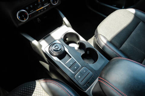 2025 Ford Escape ST-Line Select