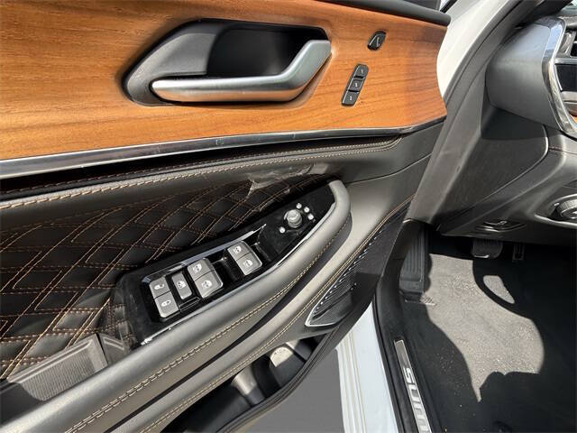 2024 Jeep Grand Cherokee L Summit