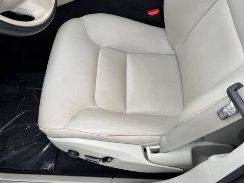 2023 Volvo XC90 B5 Plus Bright Theme