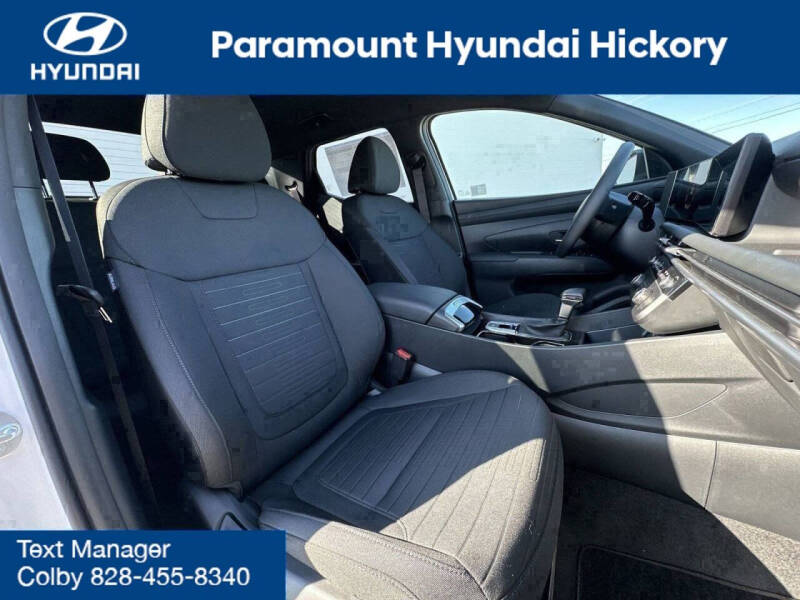 2025 Hyundai Santa Cruz SE