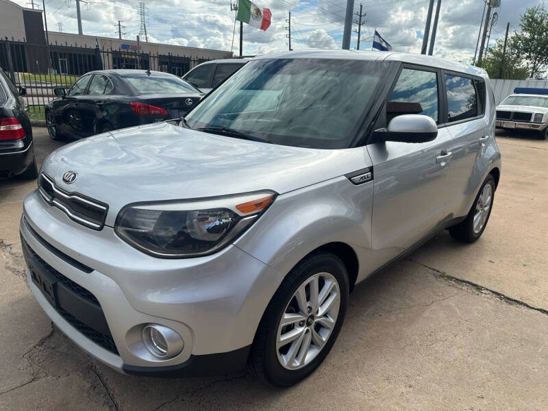 2019 Kia Soul +