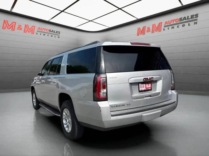 2017 GMC Yukon XL SLT