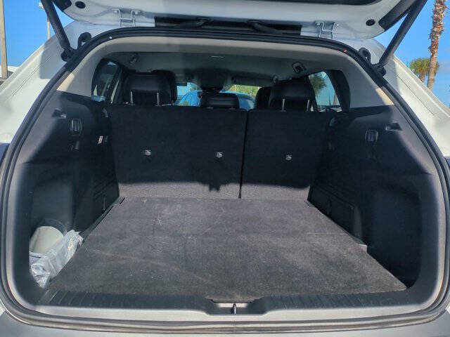 2024 Mazda CX-50 2.5 S Preferred