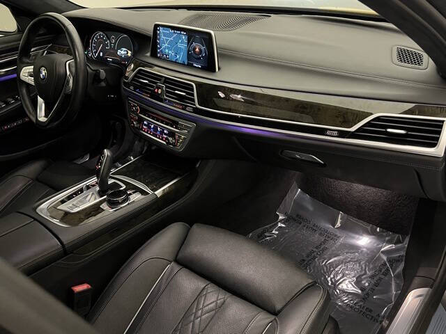 2018 BMW 7 Series 750i