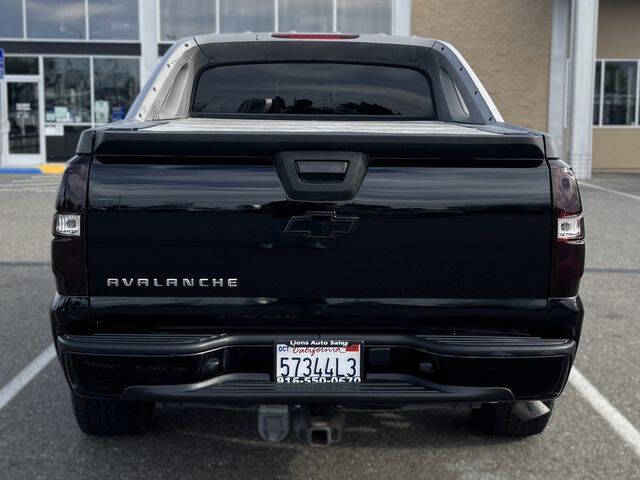 2009 Chevrolet Avalanche LS