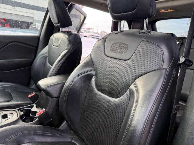 2018 Jeep Cherokee Overland