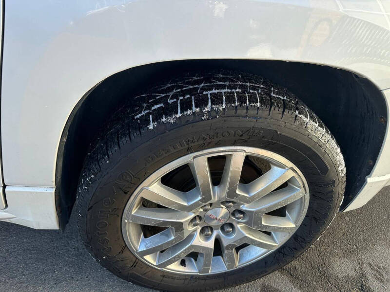 2016 GMC Acadia Denali