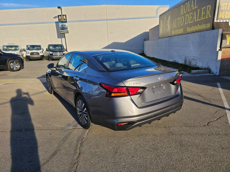 2023 Nissan Altima 2.5 SV