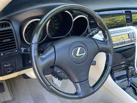 2004 Lexus SC 430
