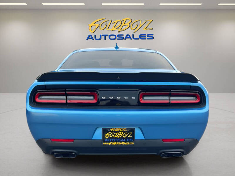 2016 Dodge Challenger R/T Scat Pack