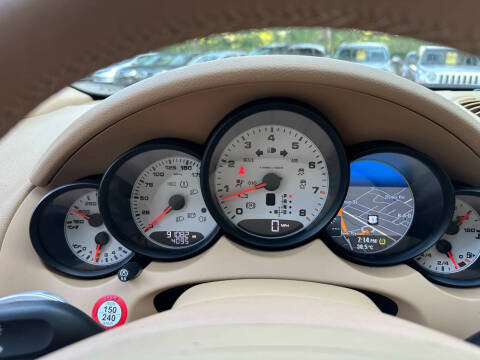 2014 Porsche Cayenne Platinum