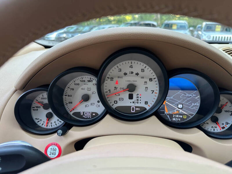 2014 Porsche Cayenne Platinum