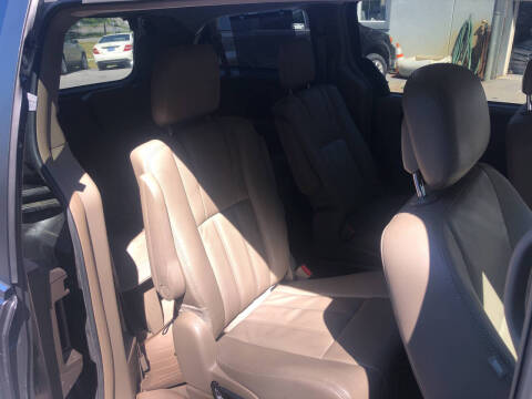 2015 Chrysler Town and Country Touring