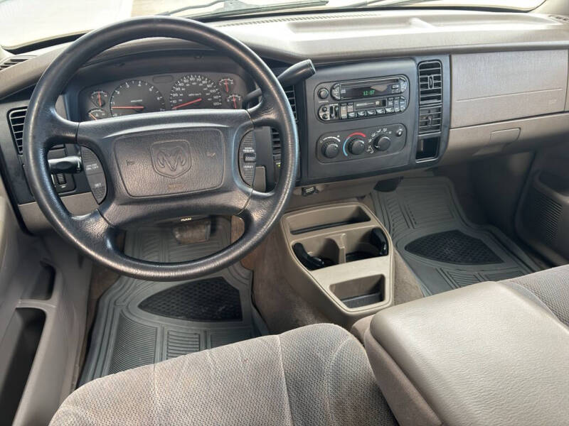2004 Dodge Dakota SLT