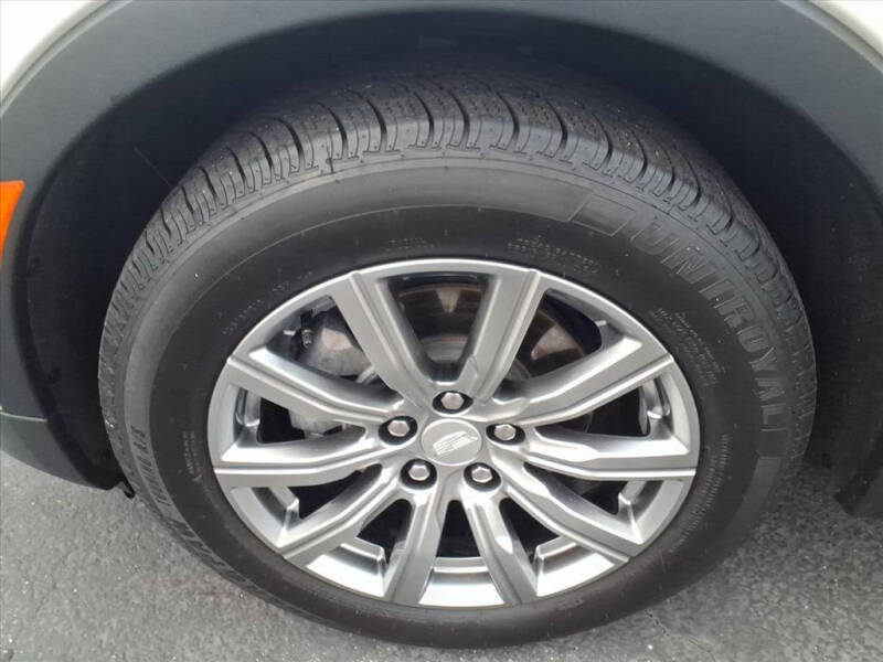 2021 Cadillac XT4 Premium Luxury