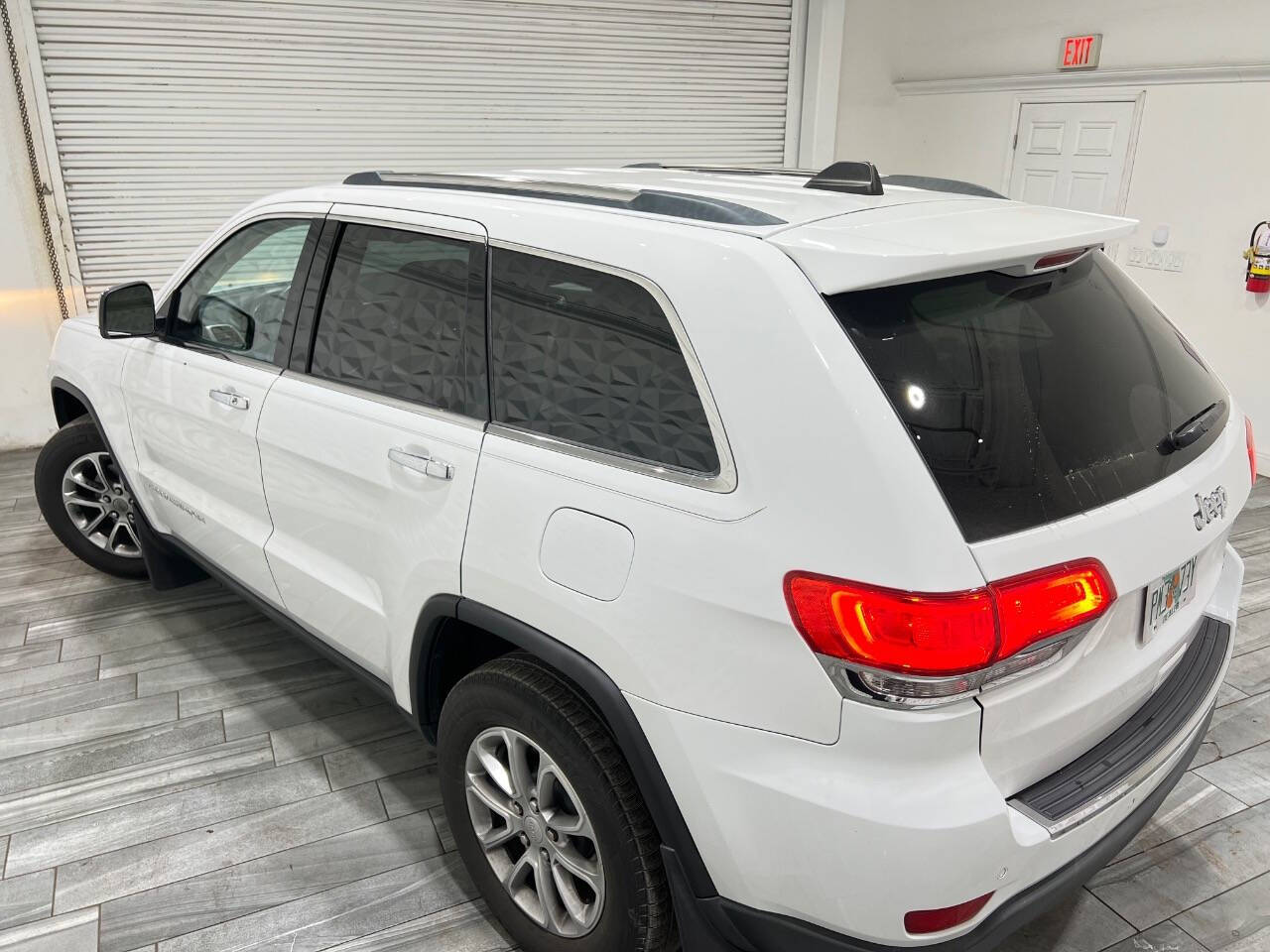 2014 Jeep Grand Cherokee Limited photo 18