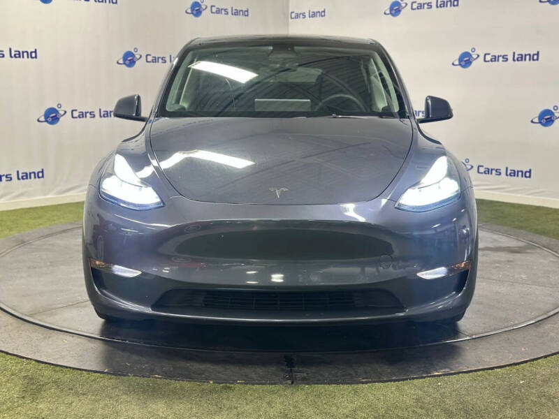 2023 Tesla Model Y Performance