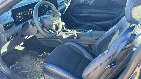 2025 Ford Mustang Dark Horse