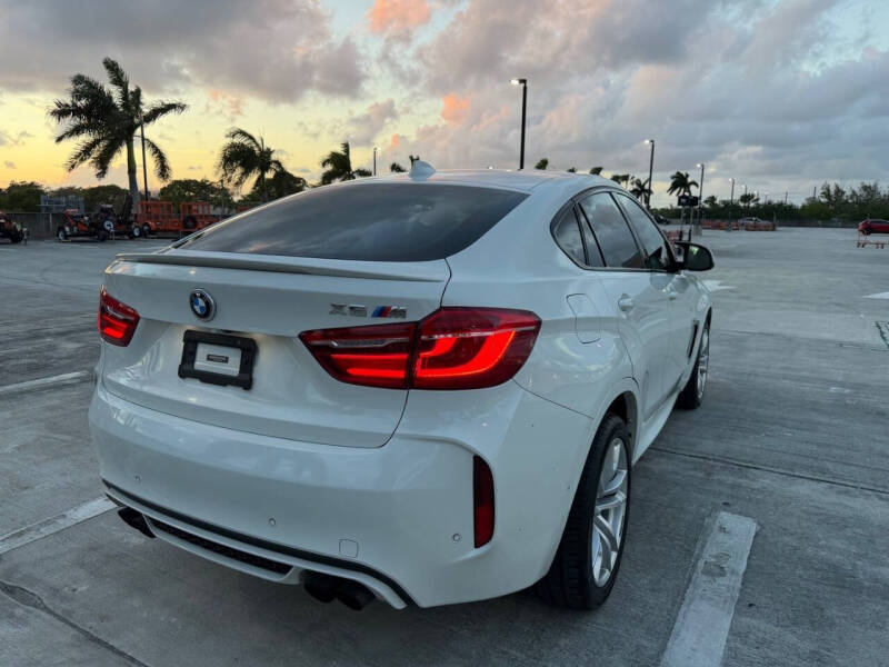 2016 BMW X6 M