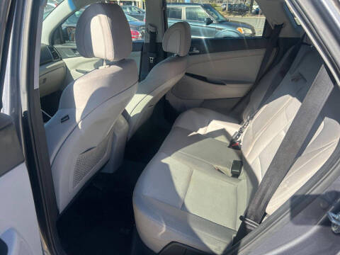 2016 Hyundai Tucson SE