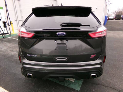 2020 Ford Edge ST
