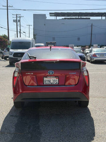 2016 Toyota Prius Two