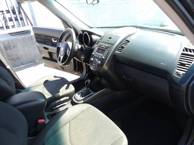 2012 Kia Soul +
