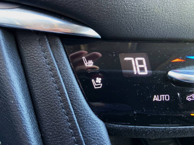 2017 Cadillac XT5 Premium Luxury