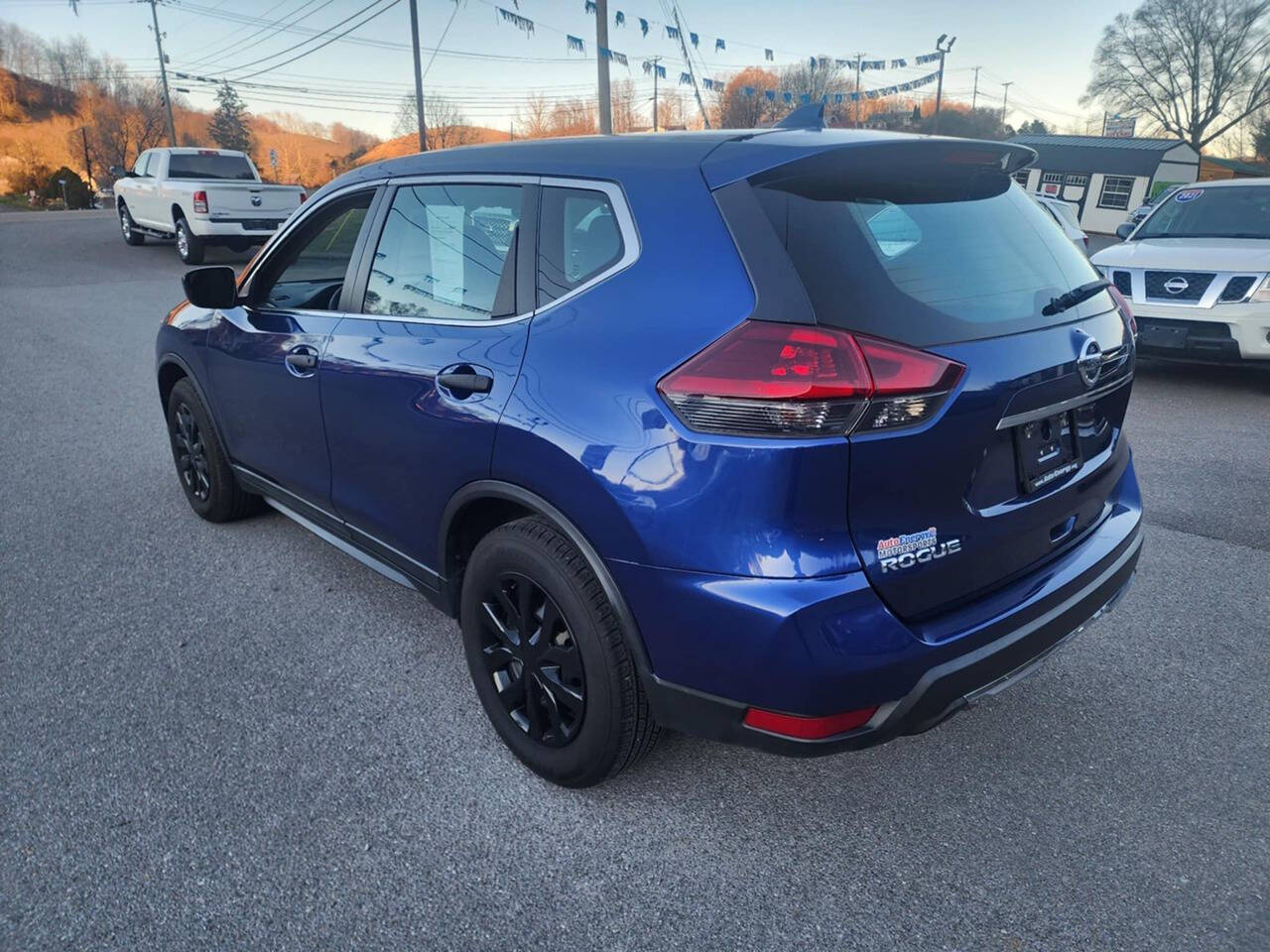 2020 Nissan Rogue for sale at Auto Energy in Lebanon, VA