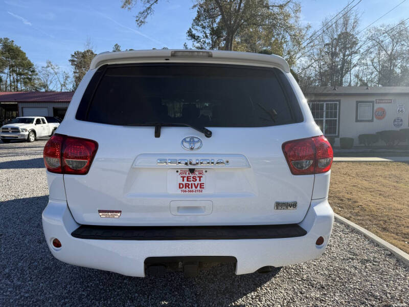 2011 Toyota Sequoia SR5