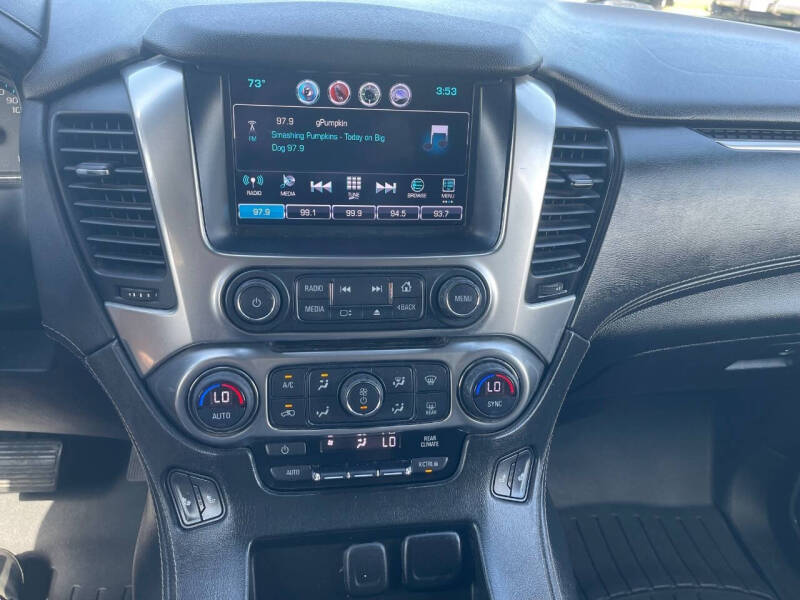 2017 Chevrolet Suburban LT