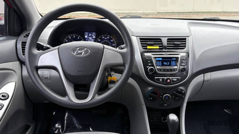 2015 Hyundai Accent GLS