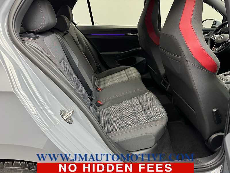 2022 Volkswagen Golf GTI SE