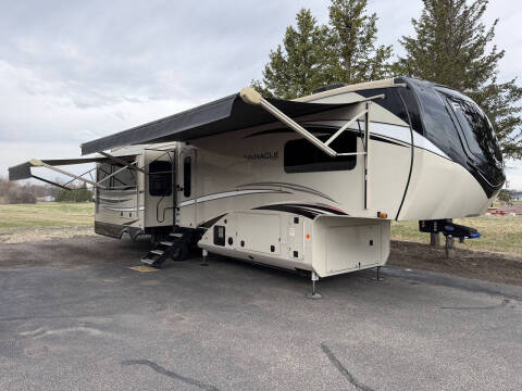 2023 Jayco Pinnacle