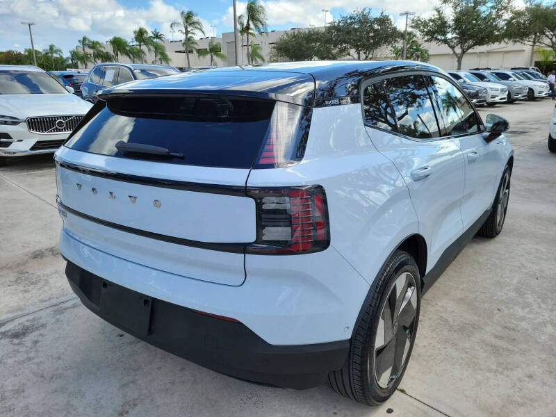 2025 Volvo EX30 Twin Ultra