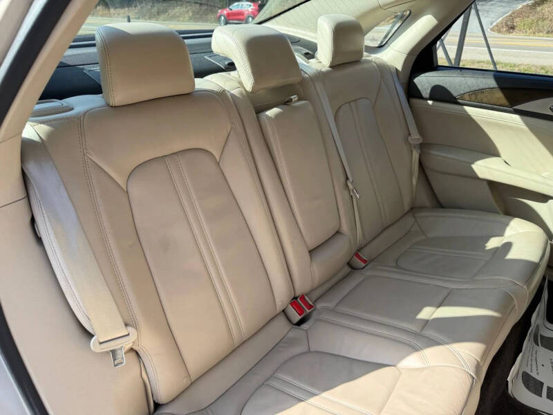 2017 Lincoln MKZ Select