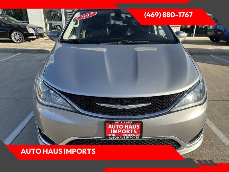 2017 Chrysler Pacifica Touring-L