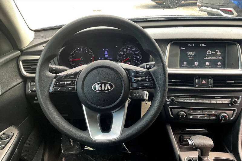 2020 Kia Optima LX