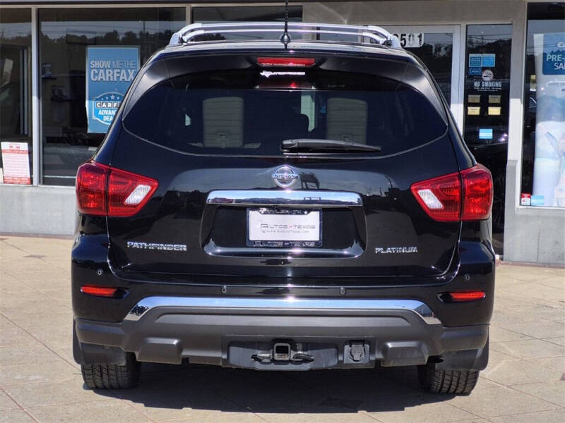 2017 Nissan Pathfinder Platinum