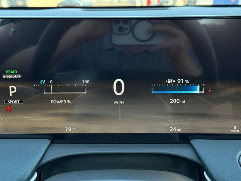 2026 Nissan LEAF Platinum+