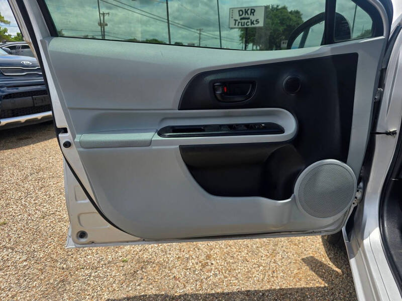 2014 Toyota Prius c Four