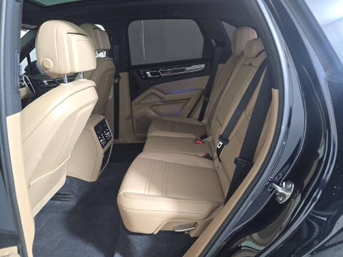 2019 Porsche Cayenne S