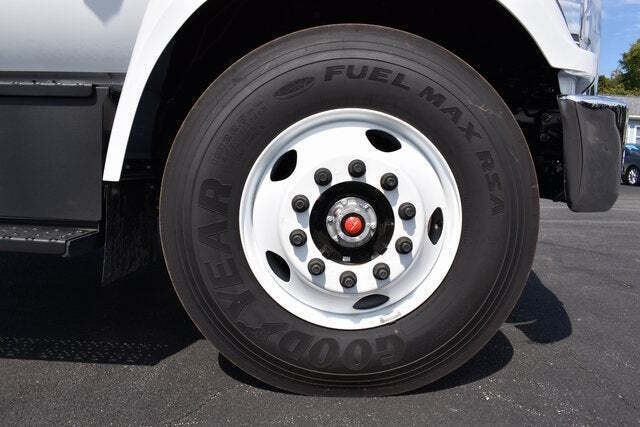 2025 Ford F-750 Super Duty