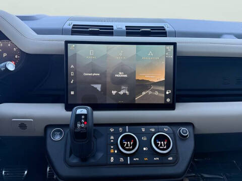 2024 Land Rover Defender 130 P400 X