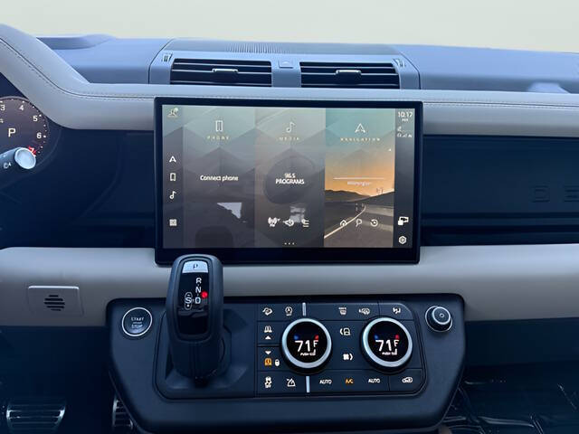 2024 Land Rover Defender 130 P400 X