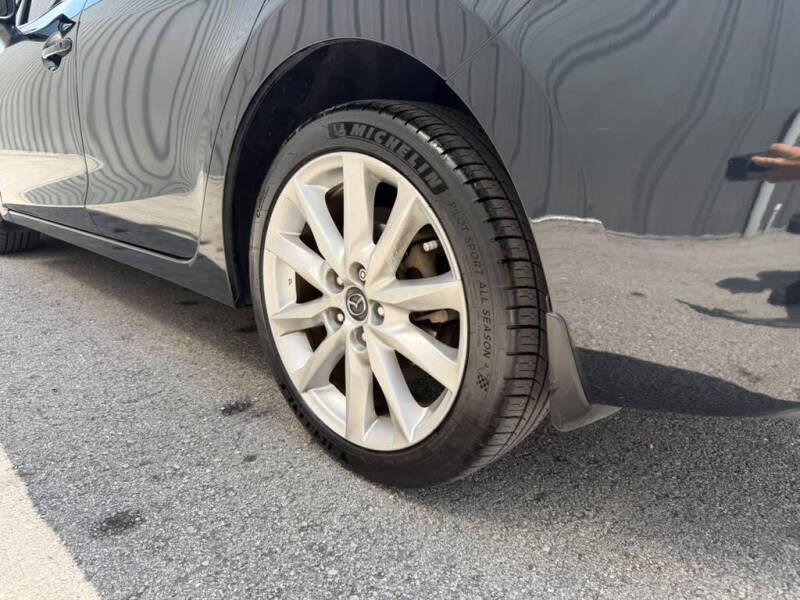 2017 Mazda MAZDA3 Touring