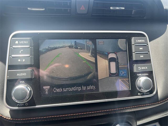 2020 Nissan Kicks SR